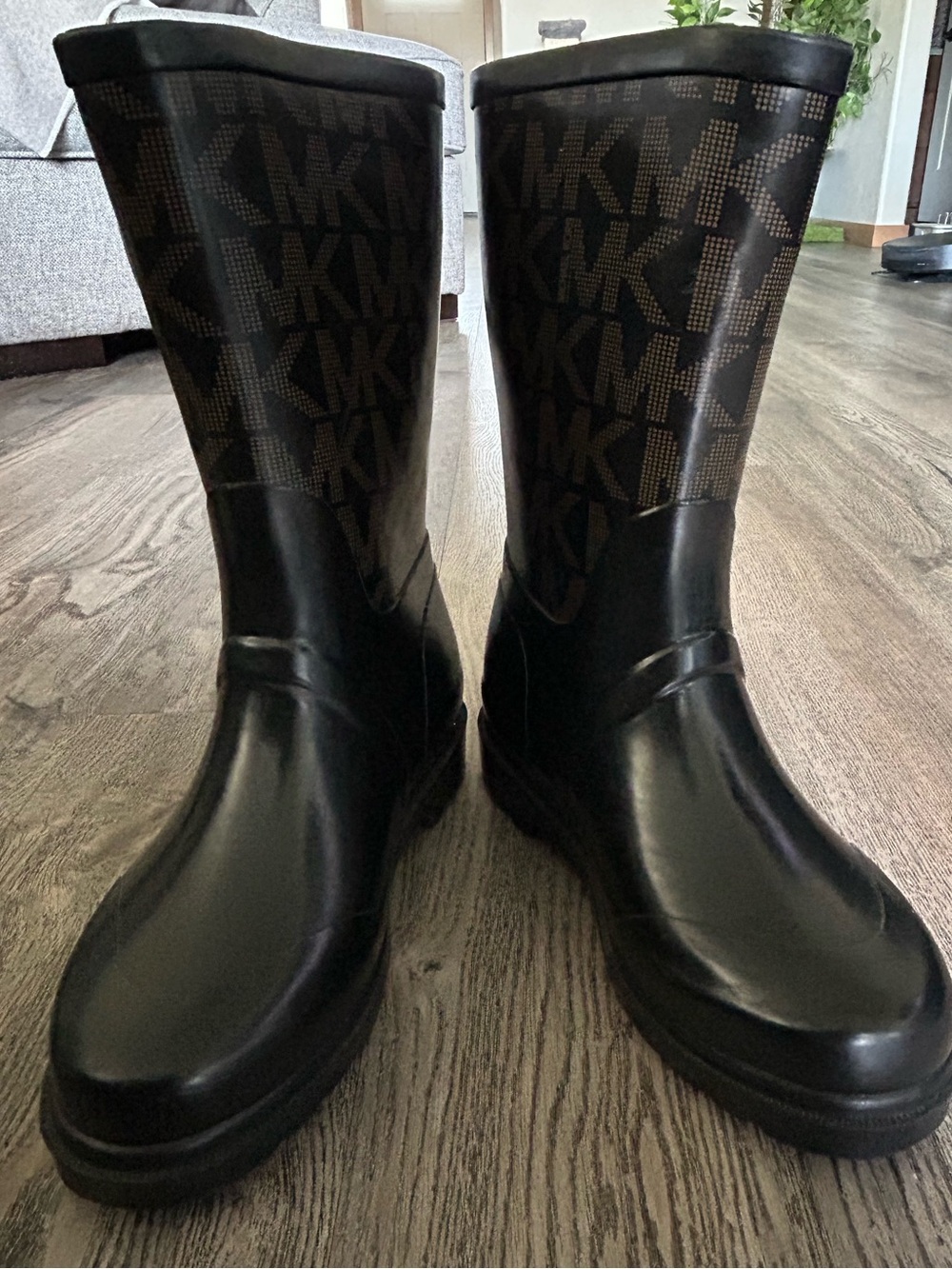 Michael Kors Rain Boots Size 5.5